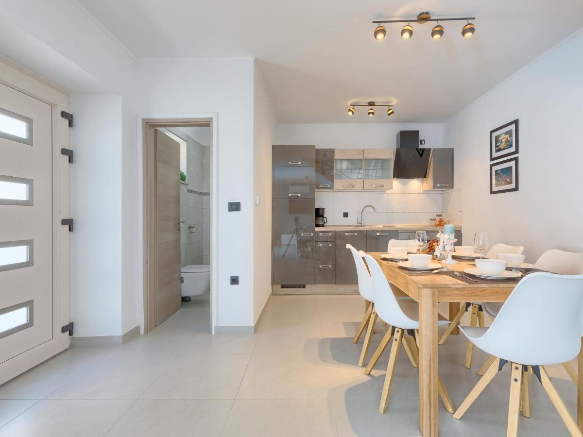 Holiday Home Villa Karmen - Roj454 Sveti Petar u Sumi Dış mekan fotoğraf